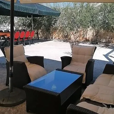 Carera Apartament Trogir