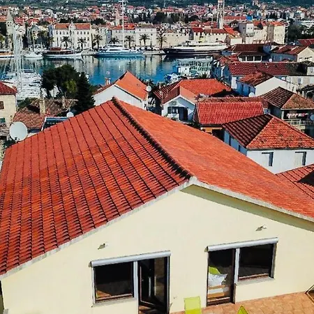 Carera Apartmán *